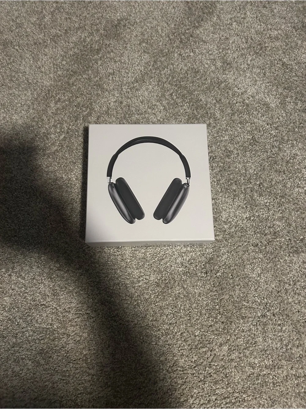 Apple Over-Ear Headphones - Space Gray